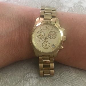 SOLD ✨Michael Kors Chronograph Watch✨